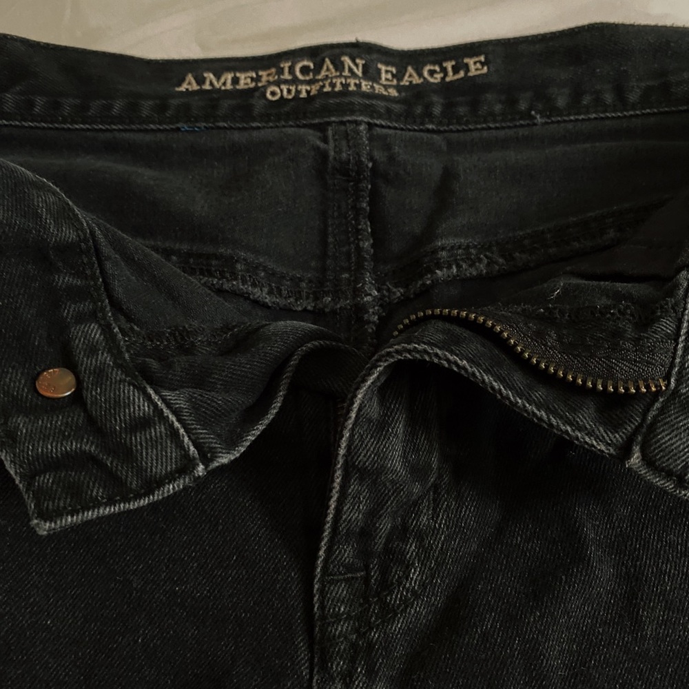 🌑Black American Eagle ripped denim shorts💫